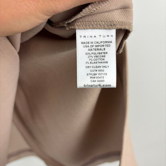 MINIMALIST Longline Top – Trina Turk High Neck Side Slit Neutral – Size 6 - Picture 6 of 9